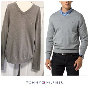 NWOT MEN's Tommy Hilfiger Classic V neck